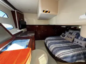 Thumbnail von Meridian 441 Sedan