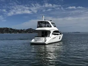 Thumbnail von Meridian 441 Sedan