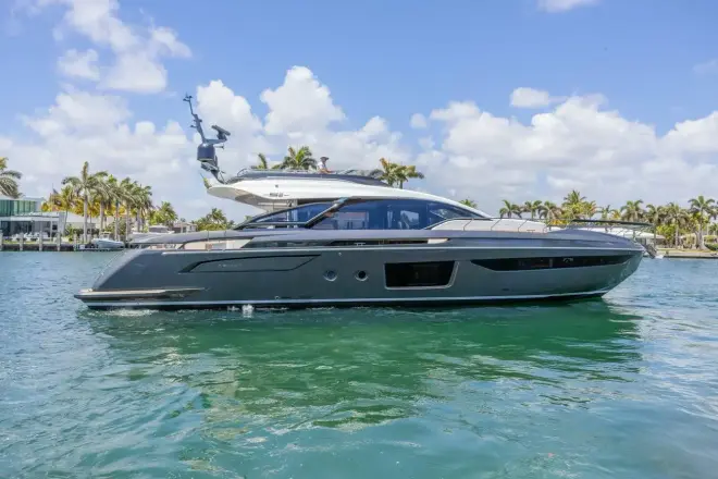 Azimut S8 NO TIME TO DIE