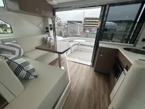 Thumbnail von Cruisers Yachts 42 Cantius