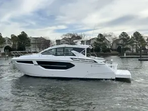 Thumbnail von Cruisers Yachts 42 Cantius