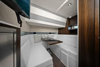Thumbnail von Cruisers Yachts 42 GLS OB