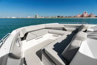 Thumbnail von Cruisers Yachts 42 GLS OB