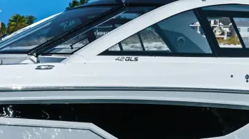 Thumbnail von Cruisers Yachts 42 GLS OB