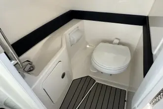 Thumbnail von Sea Ray SLX 280 z silnikiem zewnętrznym