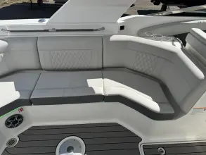 Thumbnail von Sea Ray SLX 350