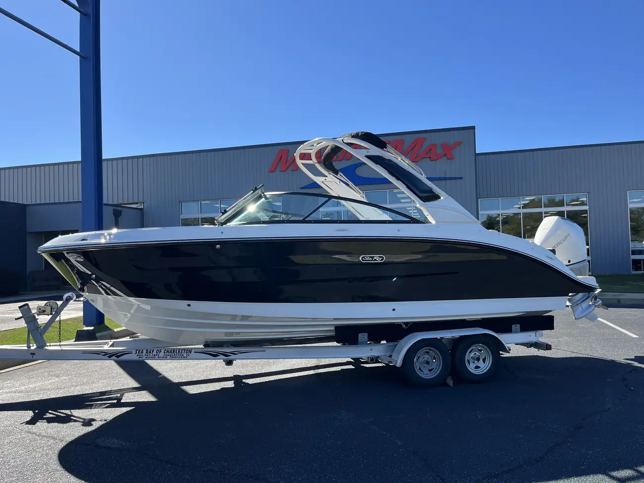 Sea Ray Sundancer 270