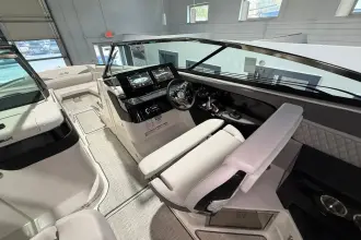 Thumbnail von Sea Ray SLX 280 fuera de borda