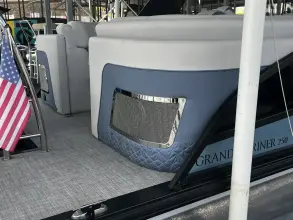 Thumbnail von Harris Crowne 250