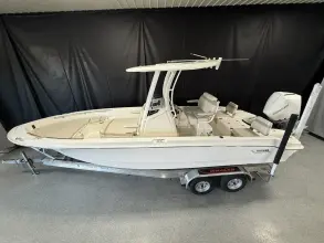 Thumbnail von Boston Whaler 250 Dauntless