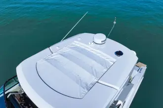 Thumbnail von Cruisers Yachts 38 GLS OB