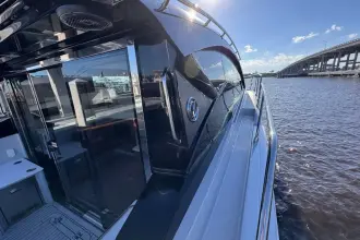 Thumbnail von Cruisers Yachts 46 Cantius