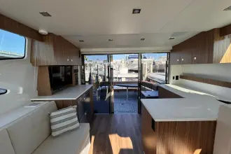 Thumbnail von Cruisers Yachts 46 Cantius