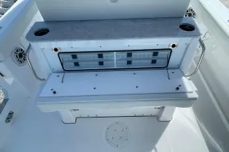 Thumbnail von Everglades 285 CC Whisper Green