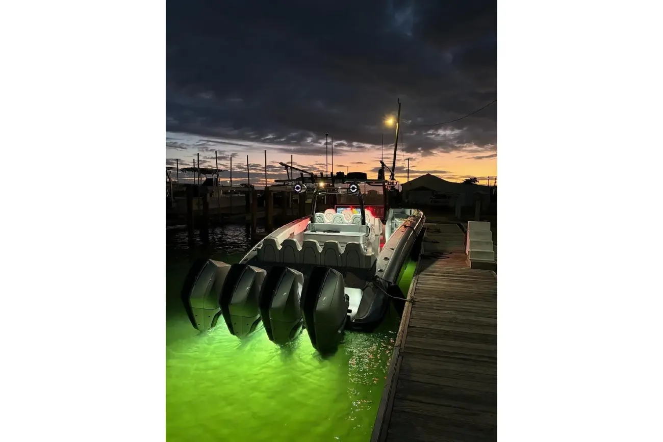 Thumbnail von Midnight Express 43 Open