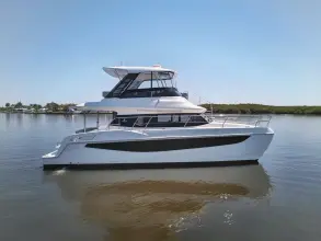 Thumbnail von Aquila 42 Coupe