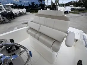 Thumbnail von Boston Whaler 220 Dauntless