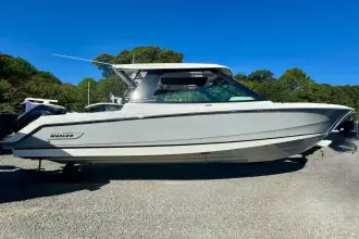 Thumbnail von Boston Whaler 330 Vantage