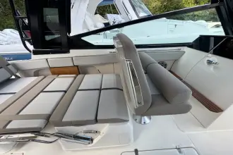 Thumbnail von Boston Whaler 330 Vantage