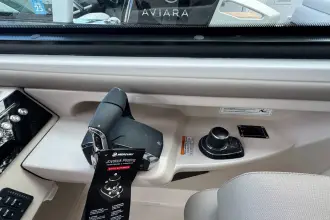 Thumbnail von Boston Whaler 330 Vantage