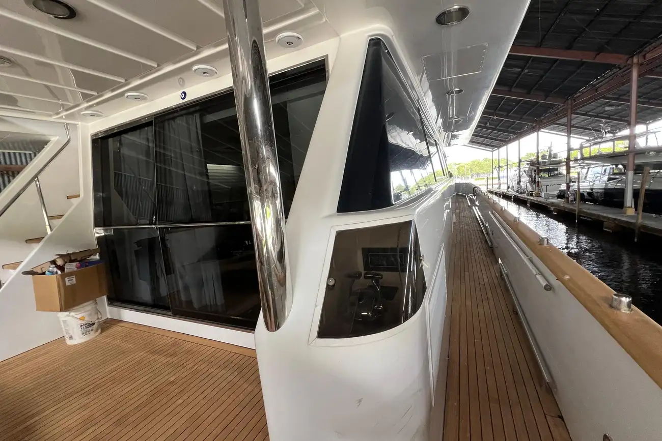 Thumbnail von Falcon 106 M/Y Q