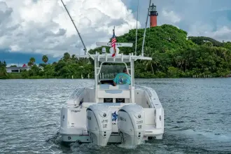 Thumbnail von Robalo R302 MIMI TOO