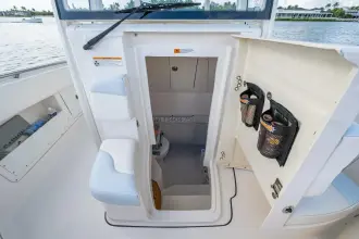 Thumbnail von Robalo R302 MIMI TOO