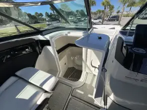 Thumbnail von Sea Ray SLX 280 z silnikiem zewnętrznym