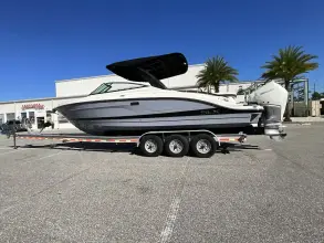Thumbnail von Sea Ray SLX 280 z silnikiem zewnętrznym