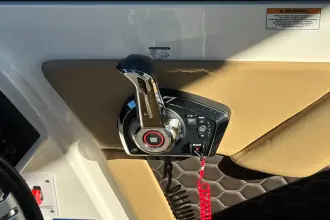 Thumbnail von Sea Ray SDX 290