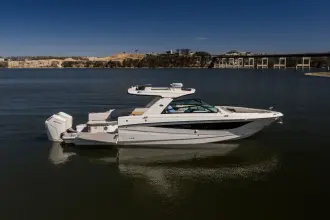 Thumbnail von Sea Ray SLX 400 Dıştan Takma