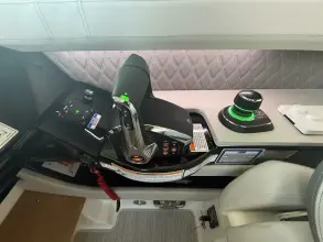 Thumbnail von Sea Ray SLX 400 Hors-bord