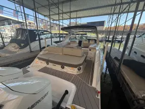 Thumbnail von Sea Ray SLX 400 Hors-bord