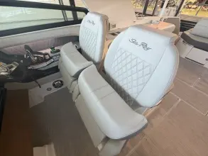 Thumbnail von Sea Ray SLX 400 Hors-bord