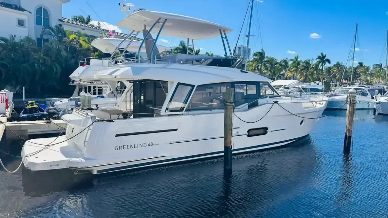 Greenline 48 Fly Electric Summer