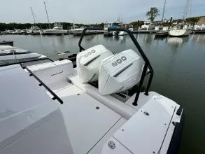 Thumbnail von Axopar 28 Cabin Macchina