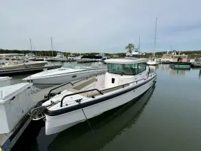 Thumbnail von Axopar 28 Cabin Macchina