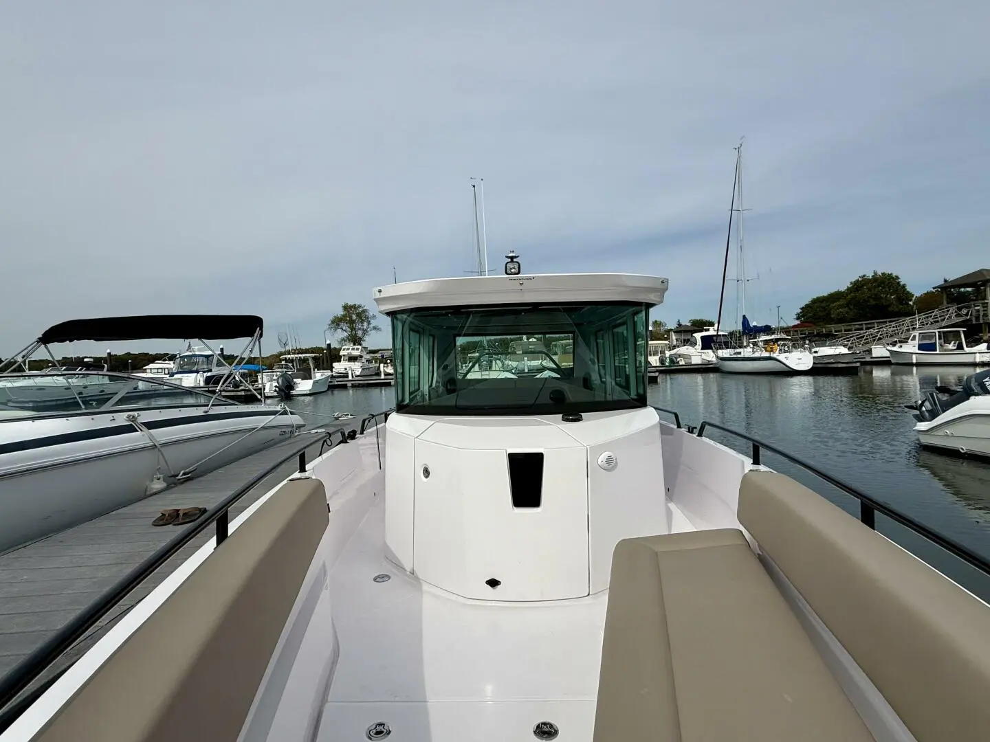 Thumbnail von Axopar 28 Cabin Macchina