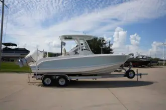Thumbnail von Boston Whaler 230 Outrage