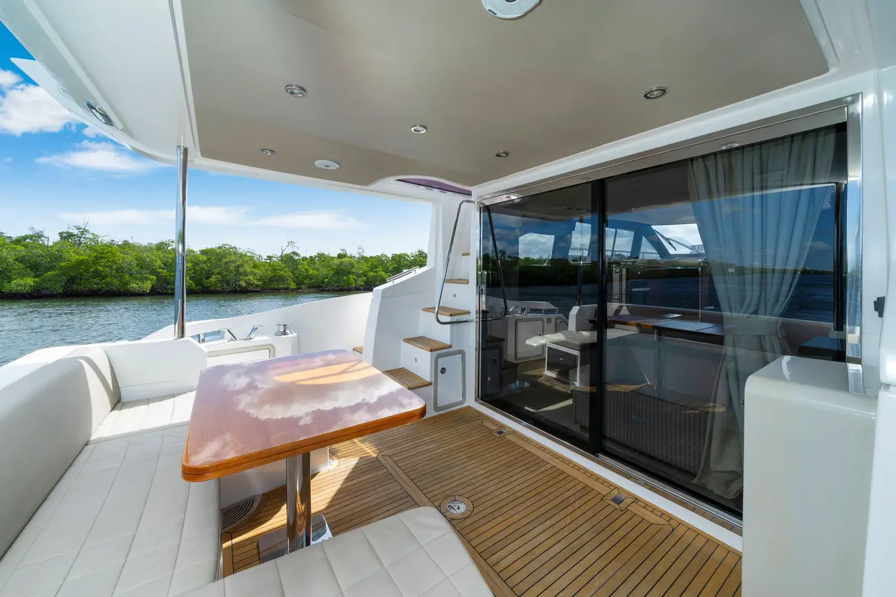 Thumbnail von Azimut 50