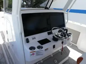 Thumbnail von Twin Vee Powercats 260