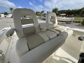 Thumbnail von Boston Whaler 330 Outrage