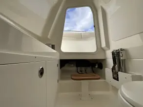 Thumbnail von Boston Whaler 330 Outrage