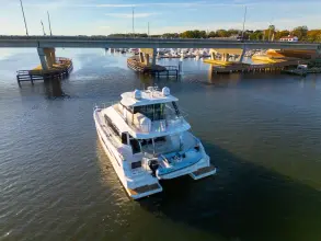 Thumbnail von Aquila 54 Yacht