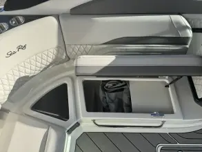 Thumbnail von Sea Ray SLX 260