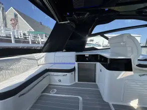 Thumbnail von Sea Ray 370 Sundancer Außenborder