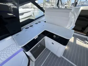 Thumbnail von Sea Ray 370 Sundancer Außenborder