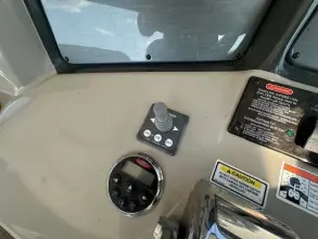 Thumbnail von Sea Ray 380 Sundancer