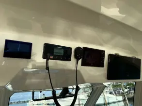 Thumbnail von Boston Whaler 350 Realm