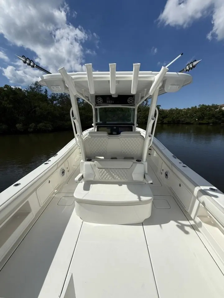 Thumbnail von World Cat 325 CC